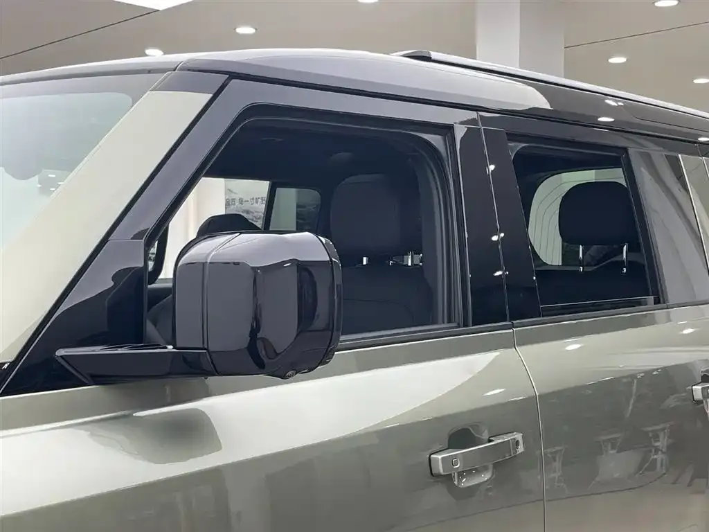 Land Rover Defender 2025 из CN, фото 6