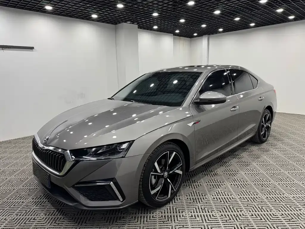 Skoda Octavia 2022 из CN, фото 9