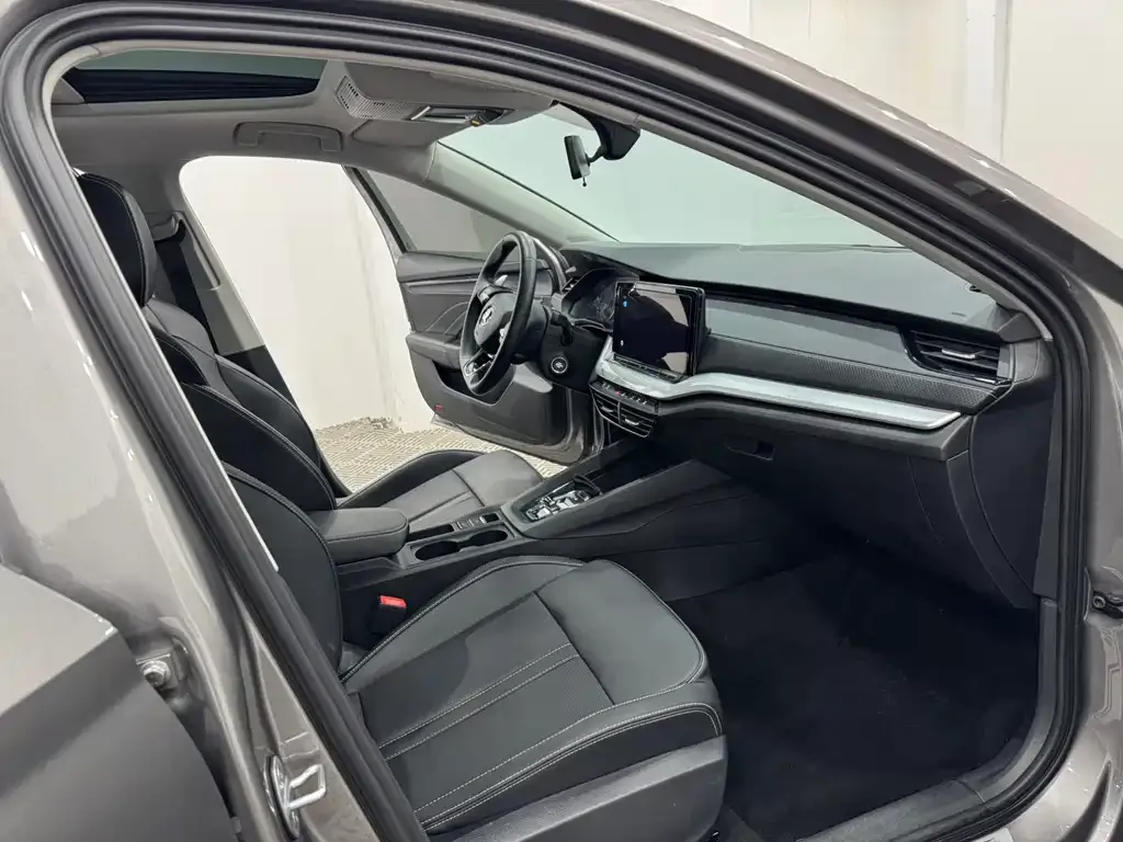 Skoda Octavia 2022 из CN, фото 5