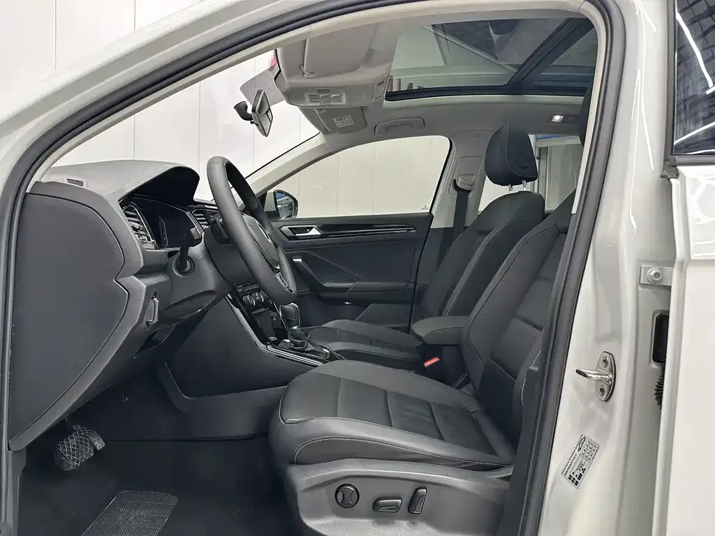 [object Object] T-Roc 2022 из CN, фото 4