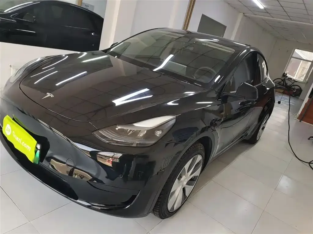 Tesla Model Y 2023 из CN, фото 7
