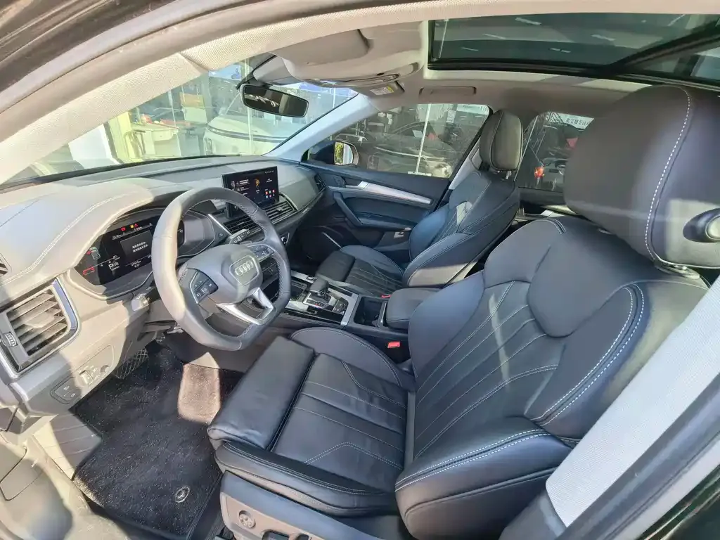 Audi Q5L 2022 из CN, фото 6