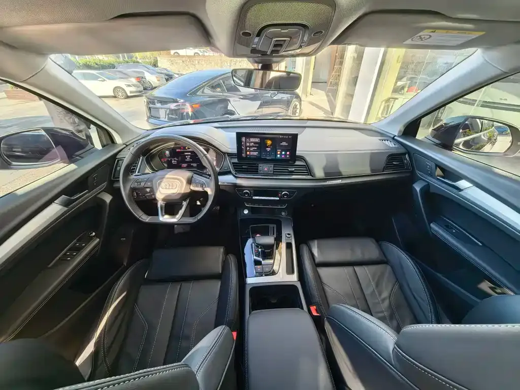 Audi Q5L 2022 из CN, фото 2