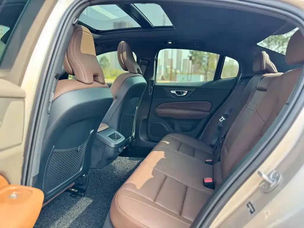 [object Object] S60 2024 из CN, фото 7