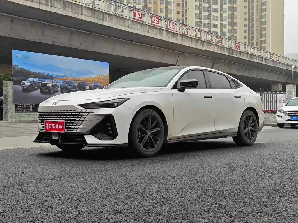 Changan UNI-V 2023 из CN, фото 1