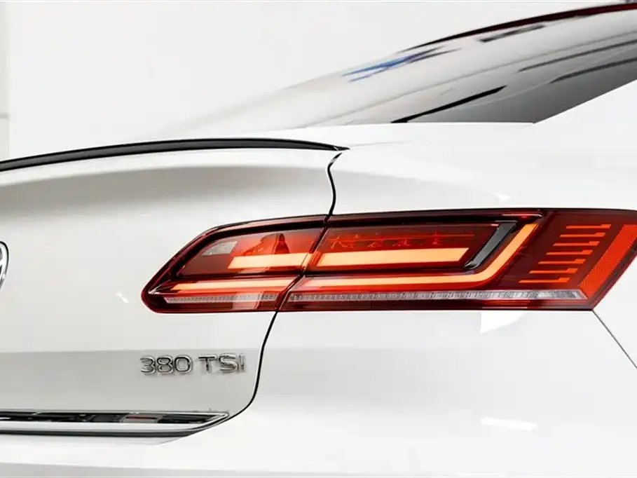 Volkswagen CC 2025 из CN, фото 9