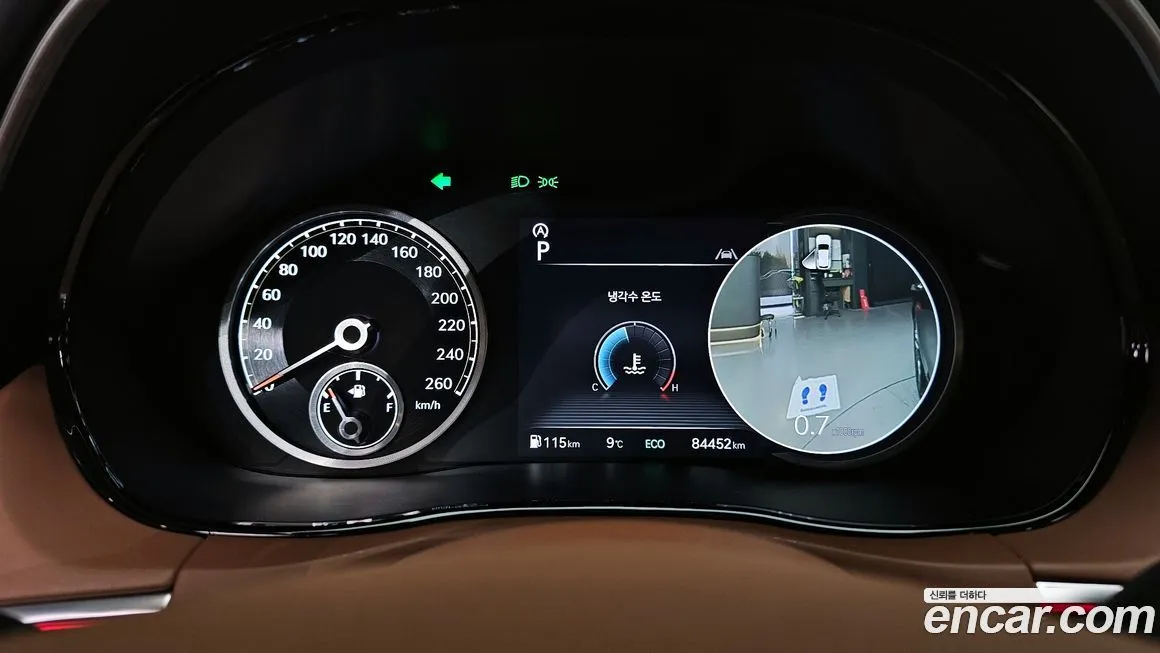 Genesis GV70 2023 из KR, фото 2