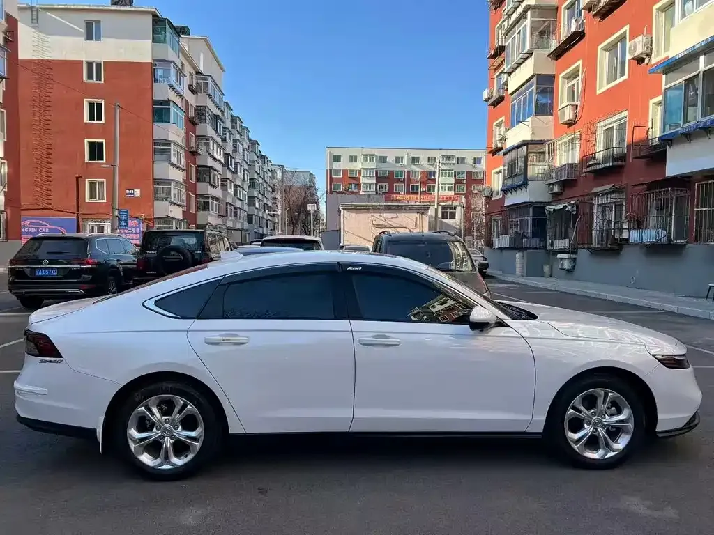 Honda Accord 2023 из CN, фото 4