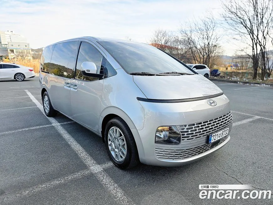 Hyundai Staria 2023 из KR, фото 3