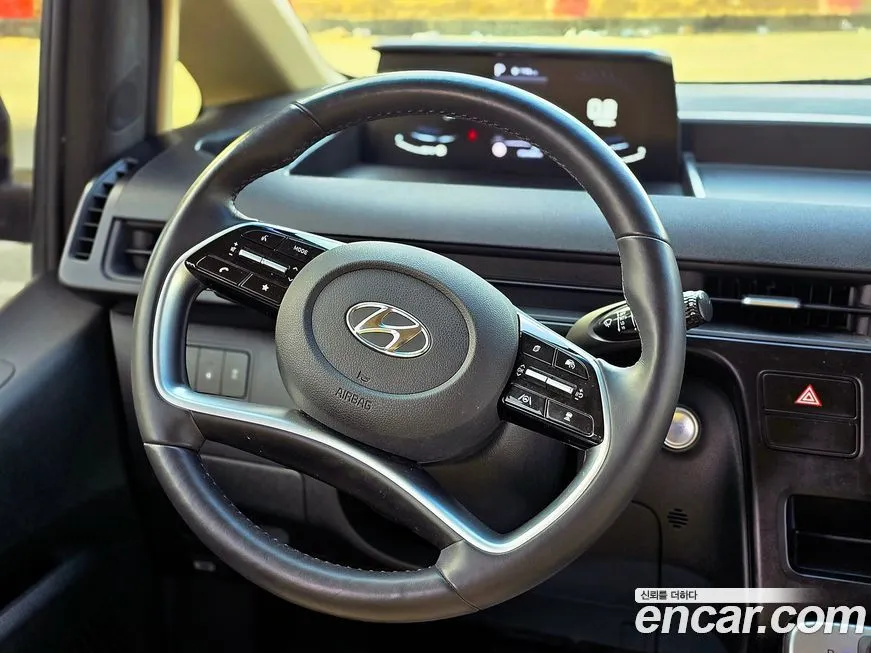 Hyundai Staria 2023 из KR, фото 2