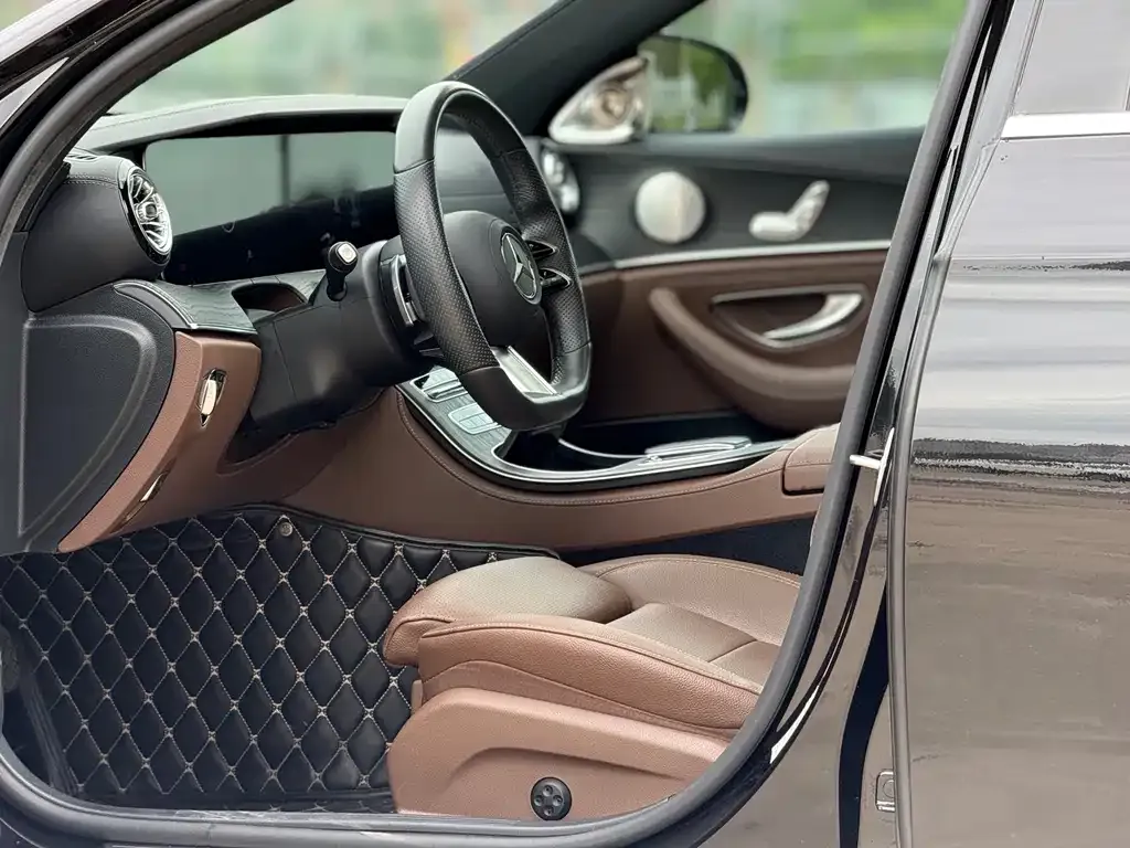 Mercedes-Benz E-Class 2021 из CN, фото 3