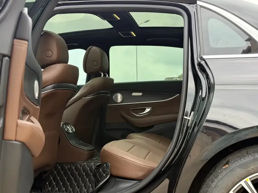 Mercedes-Benz E-Class 2021 из CN, фото 4