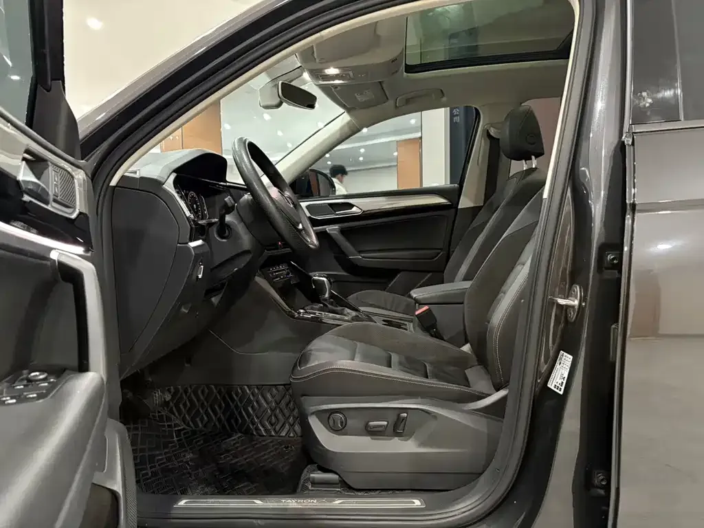 Volkswagen Tayron 2022 из CN, фото 6