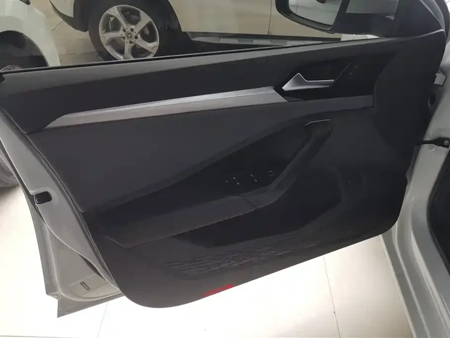 Volkswagen Sagitar 2021 из CN, фото 5