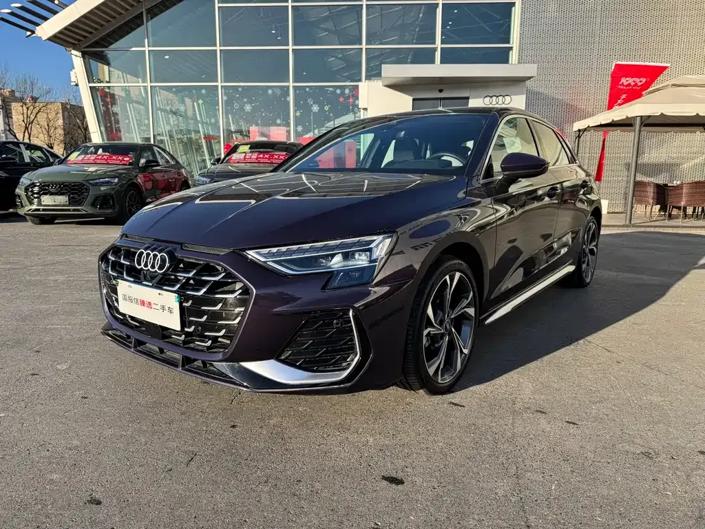 Audi A3 2024 из CN, фото 1
