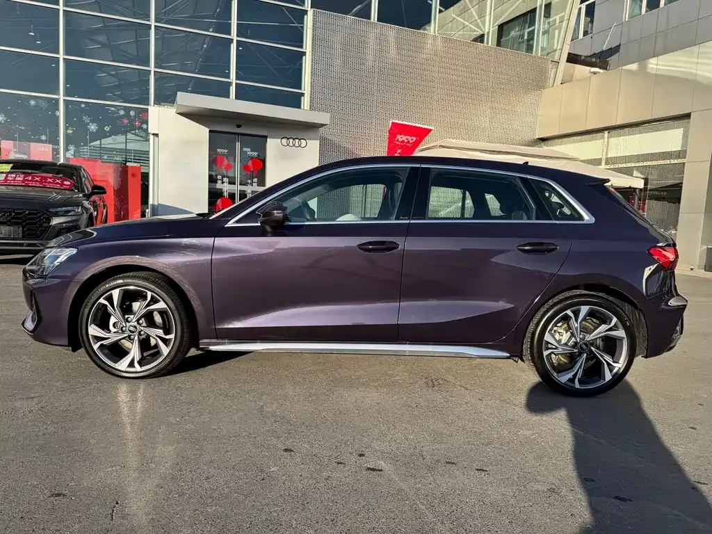 Audi A3 2024 из CN, фото 5