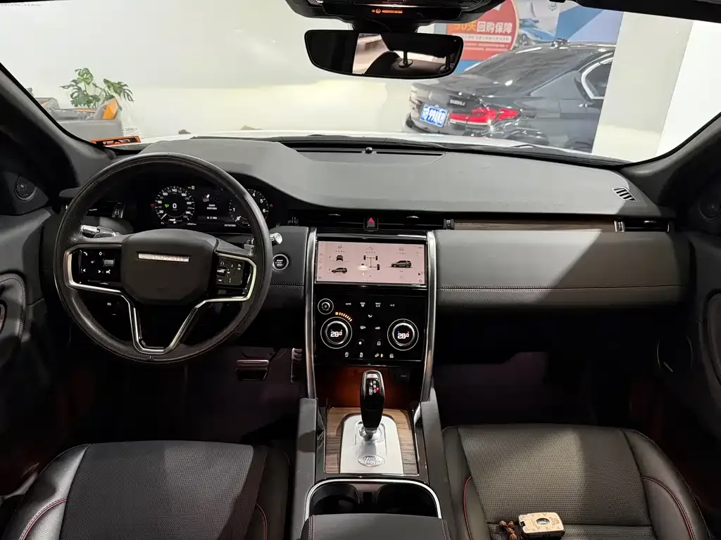 Land Rover Discovery Sport — фото 4