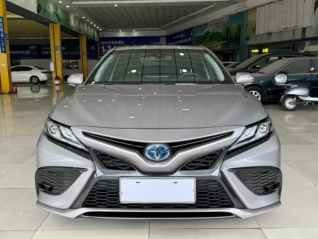 Toyota Camry 2022 из CN, фото 7