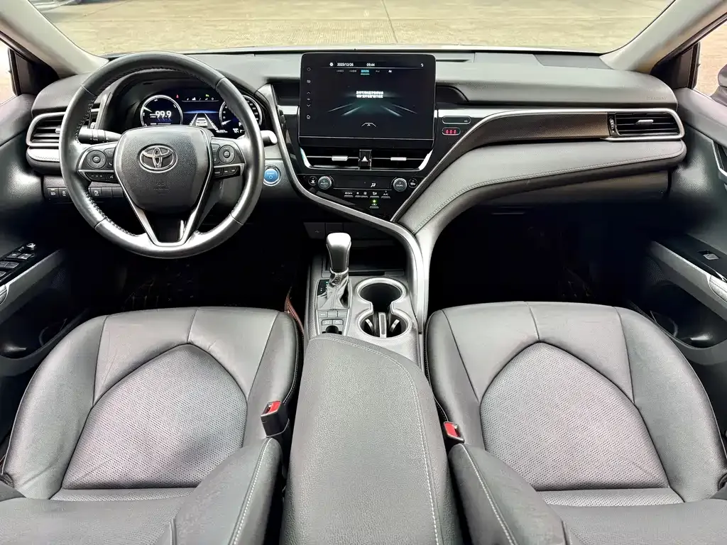Toyota Camry 2022 из CN, фото 6
