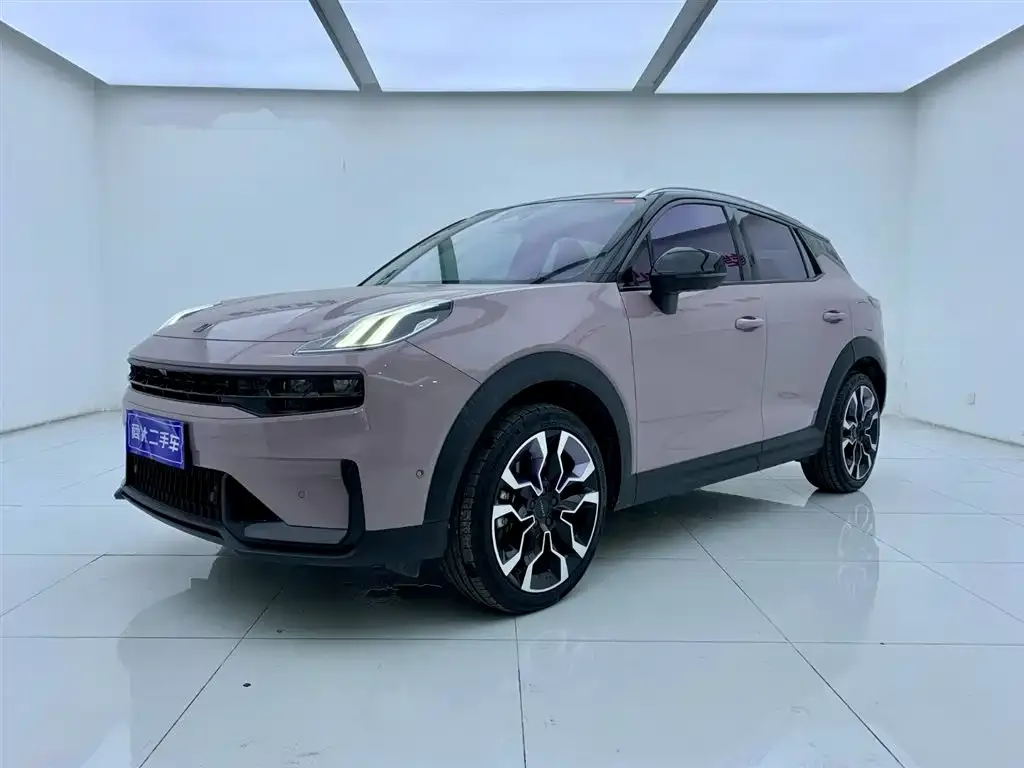 Lynk & Co 06 2024 из CN, фото 1