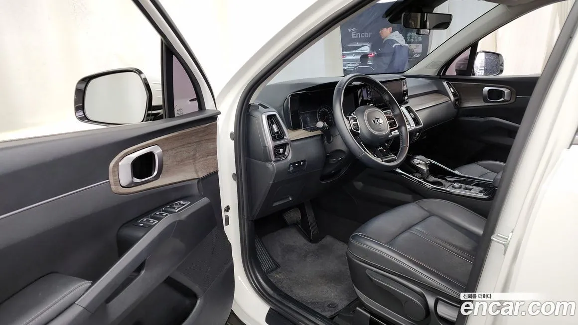 Kia Sorento — фото 3