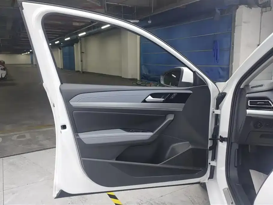 Volkswagen Lavida 2022 из CN, фото 8