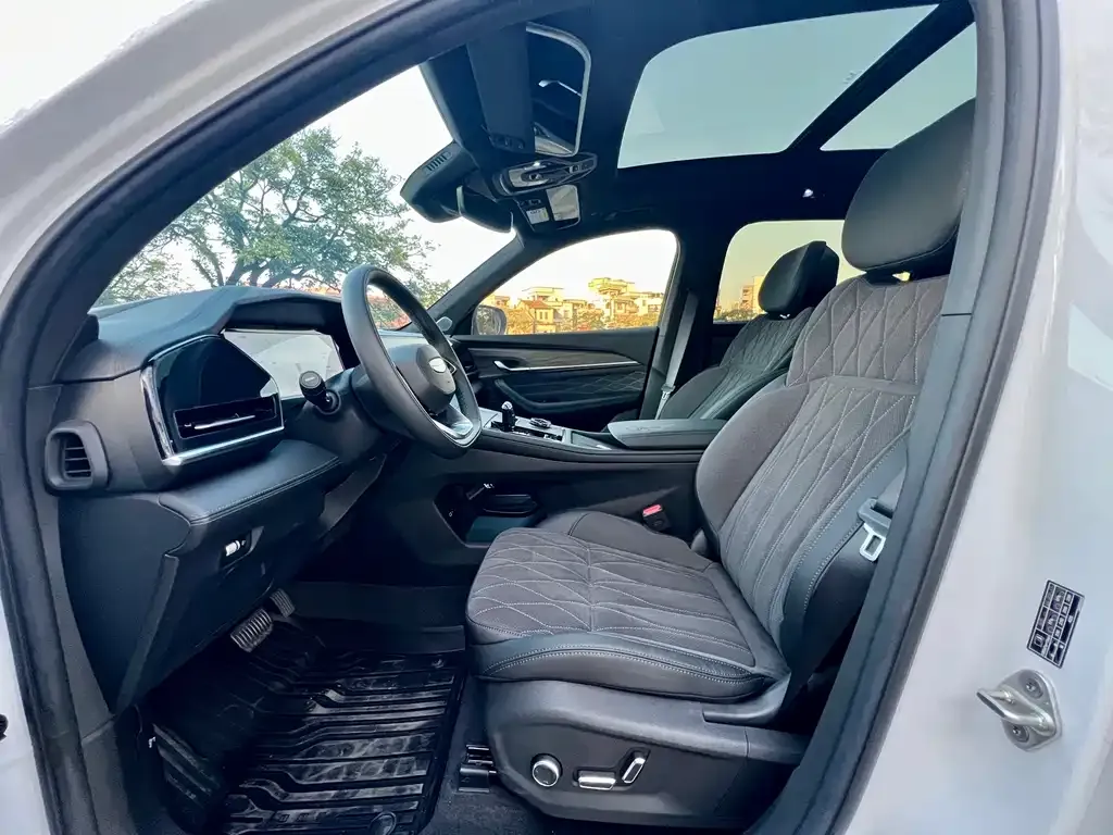 Geely Xingyue L 2025 из CN, фото 3