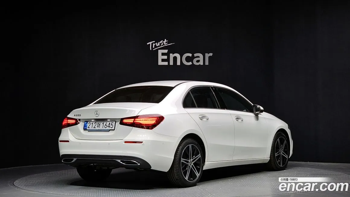 Mercedes-Benz A-Class — фото 2