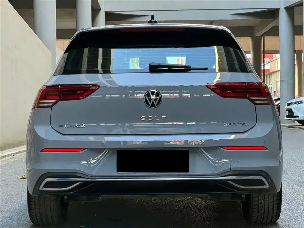 Volkswagen Golf 2022 из CN, фото 2
