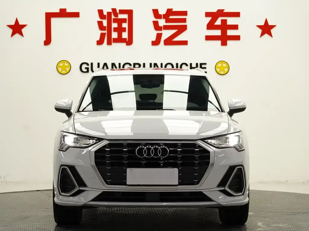 Audi Q3 2021 из CN, фото 3