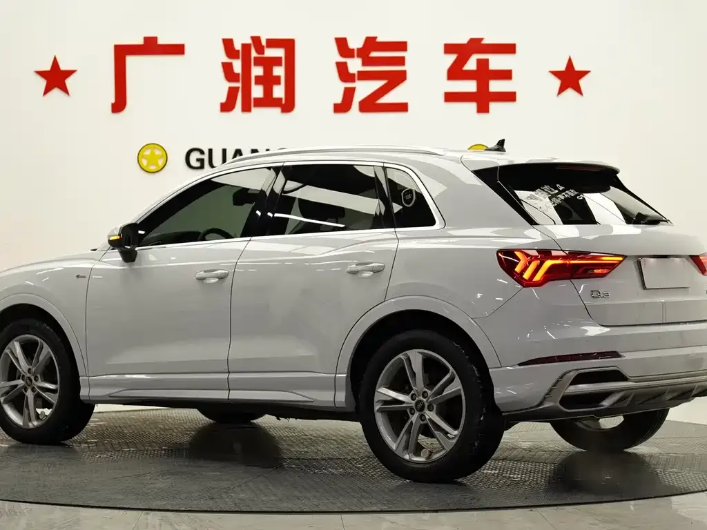 Audi Q3 2021 из CN, фото 8