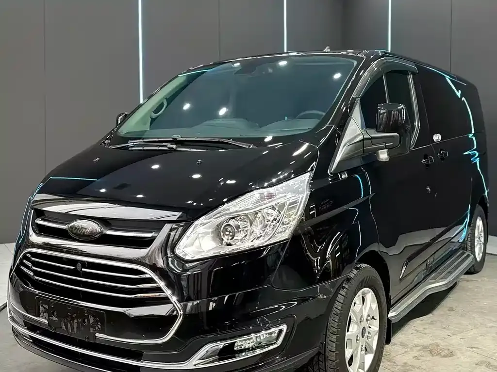 Ford Tourneo 2022 из CN, фото 1
