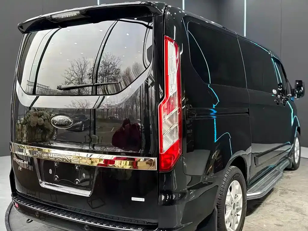 Ford Tourneo 2022 из CN, фото 4