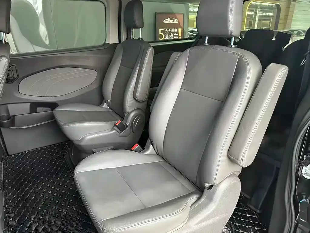 Ford Tourneo 2022 из CN, фото 9