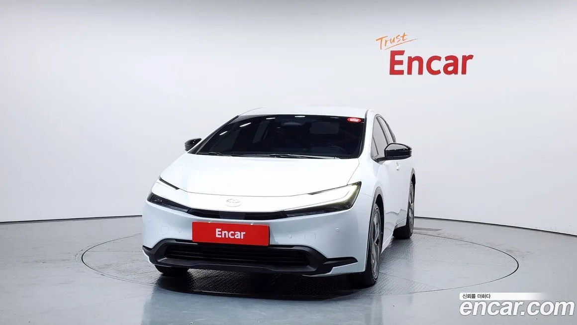 Toyota Prius 2024 из KR, фото 3
