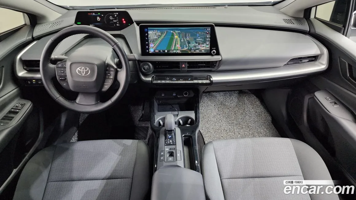 Toyota Prius 2024 из KR, фото 7