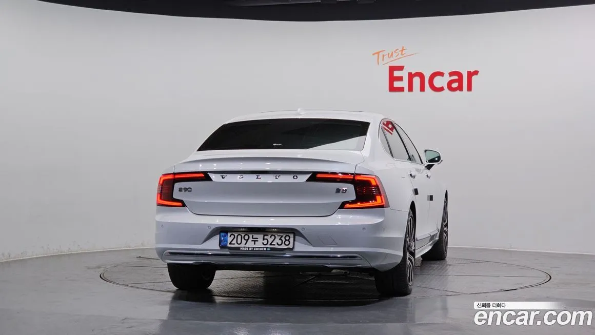 Volvo S90 2022 из KR, фото 5