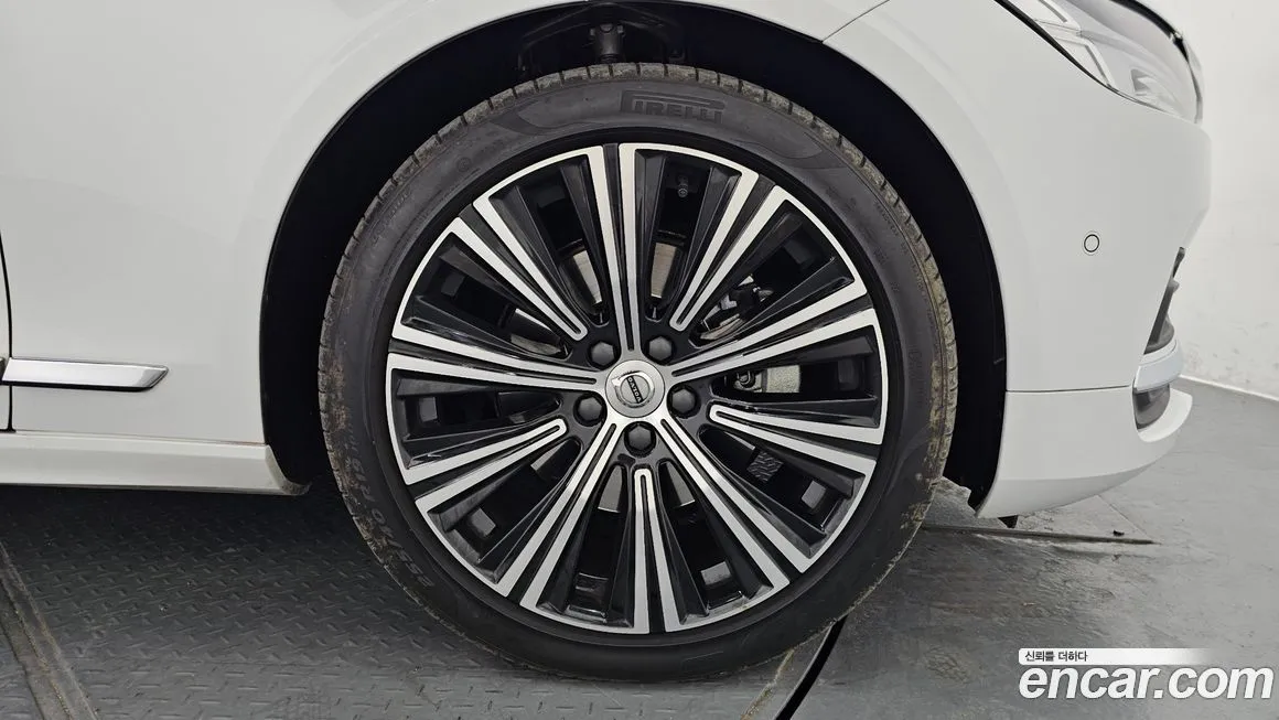 Volvo S90 2022 из KR, фото 9