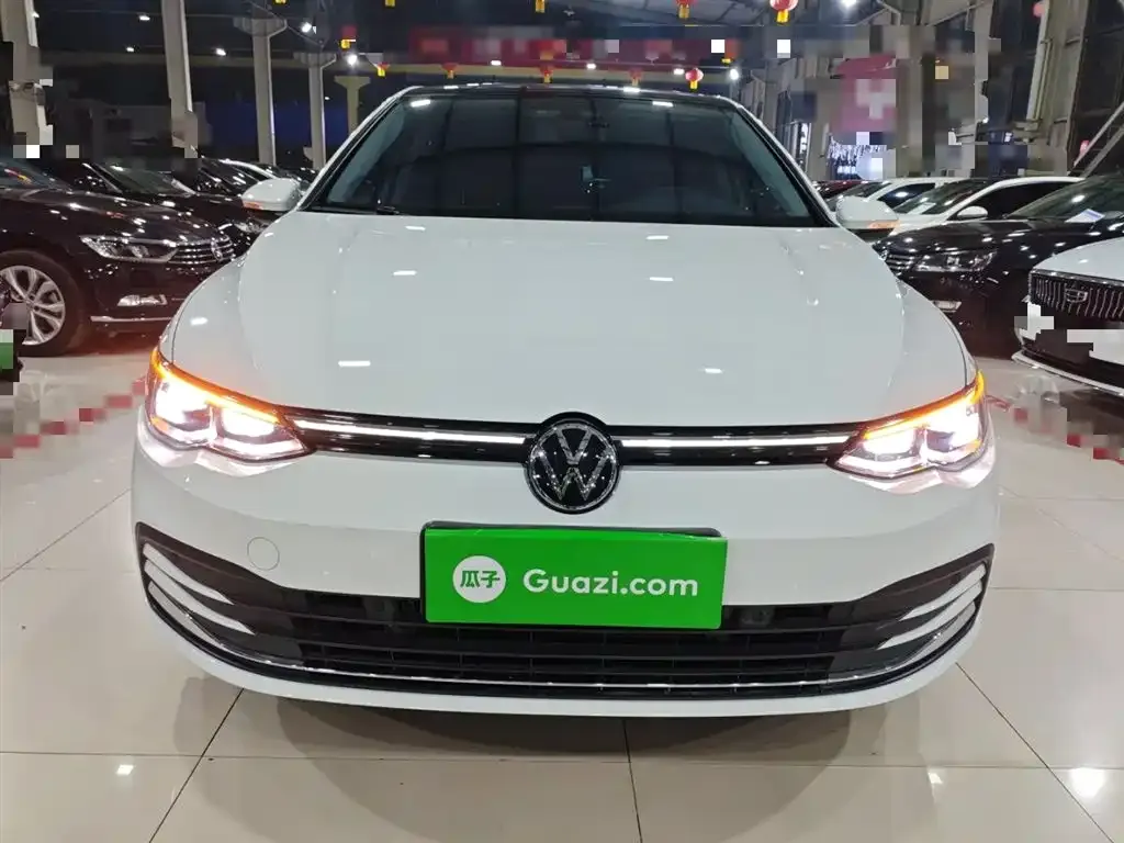 Volkswagen Golf 2023 из CN, фото 3