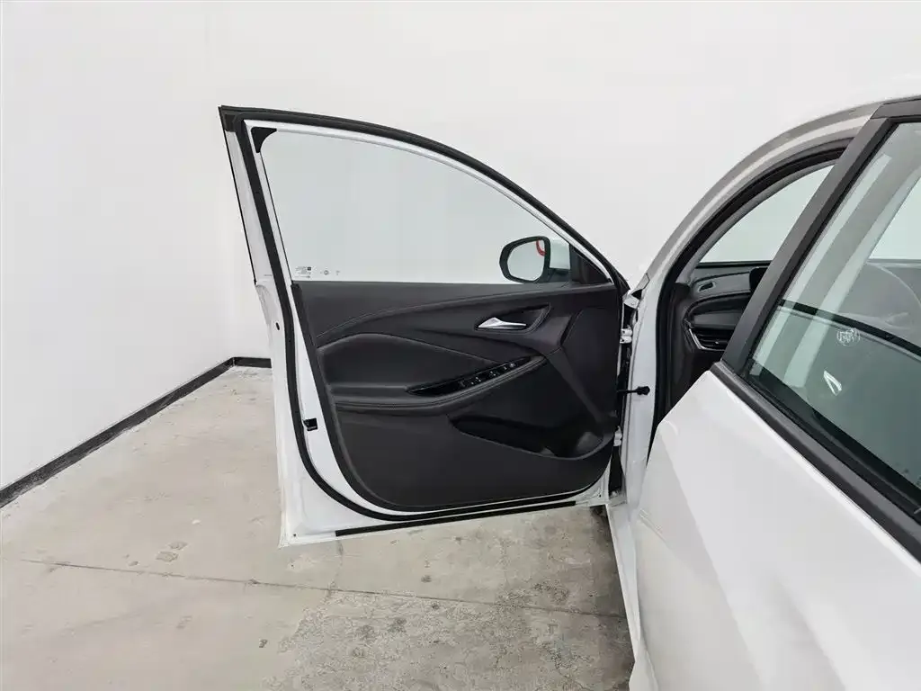Buick Verano 2025 из CN, фото 4