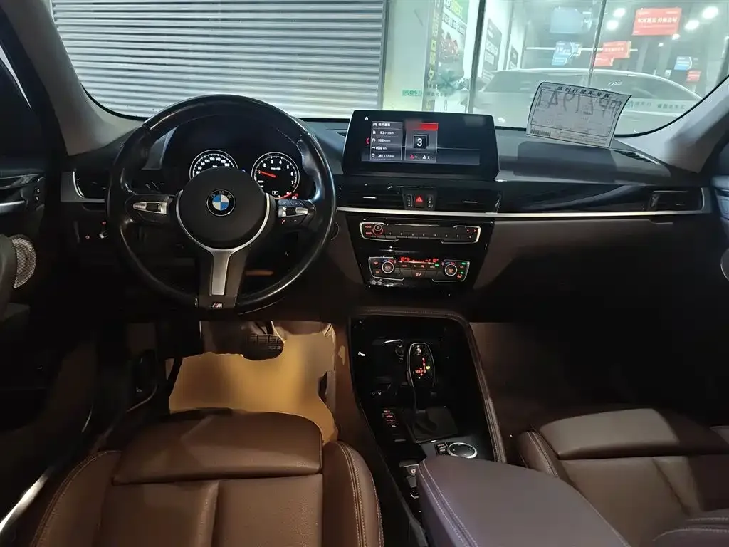 BMW X1 2021 из CN, фото 8