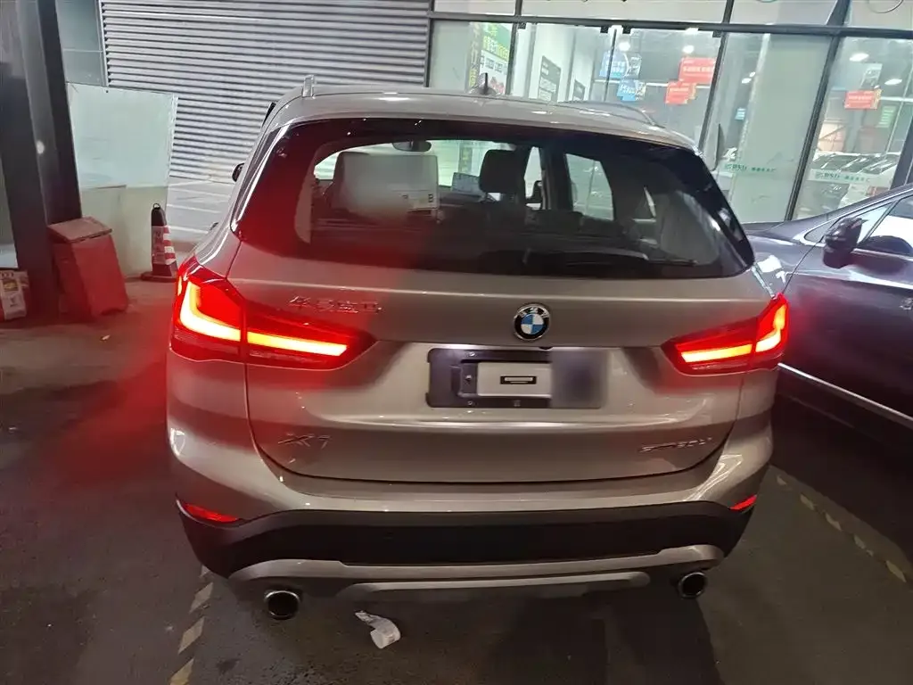 BMW X1 2021 из CN, фото 9