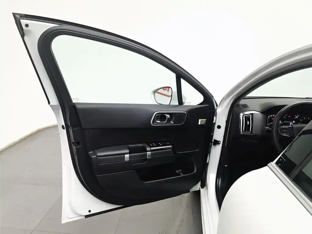 Citroen C6 2022 из CN, фото 3