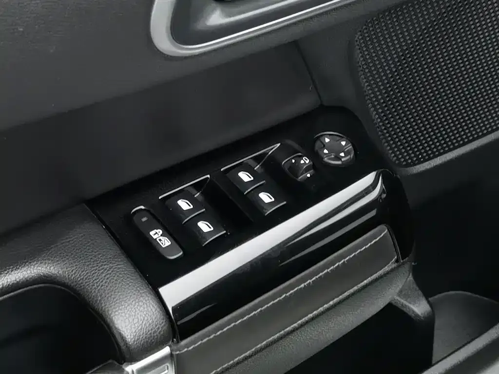 Citroen C6 2022 из CN, фото 4