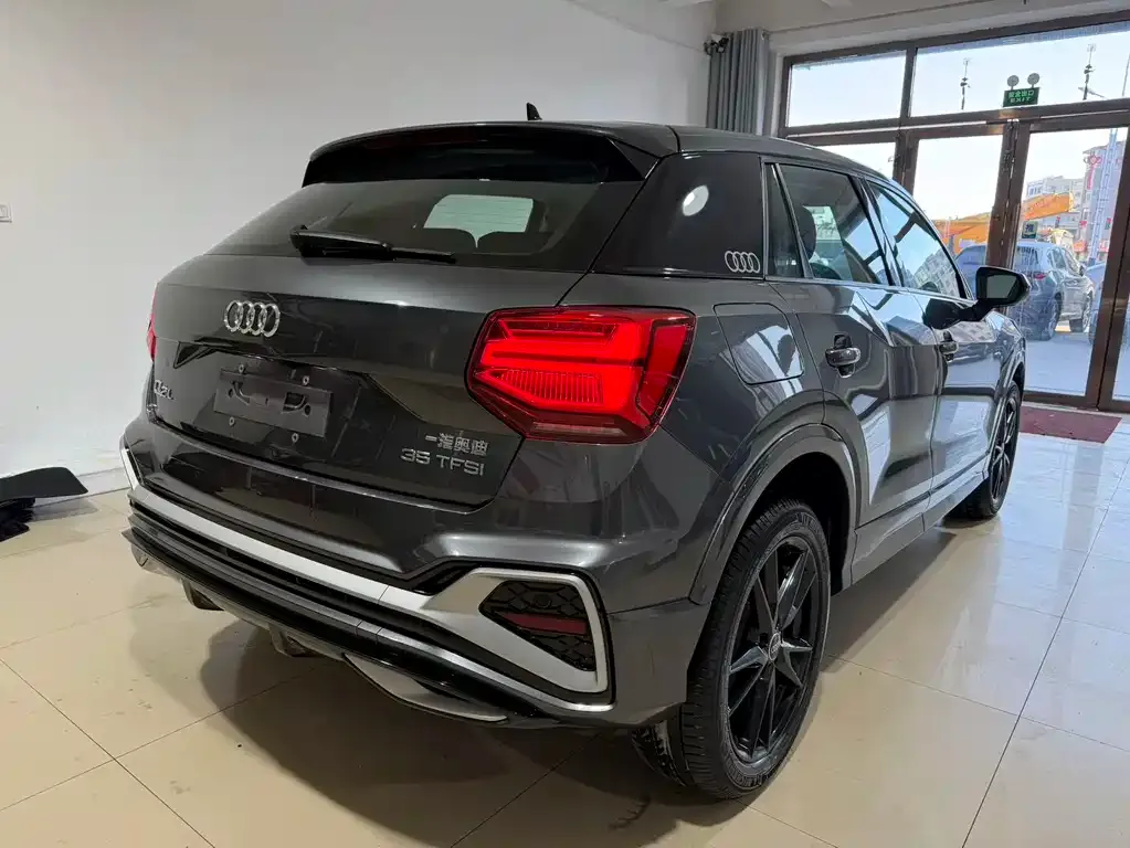 Audi Q2L 2021 из CN, фото 10