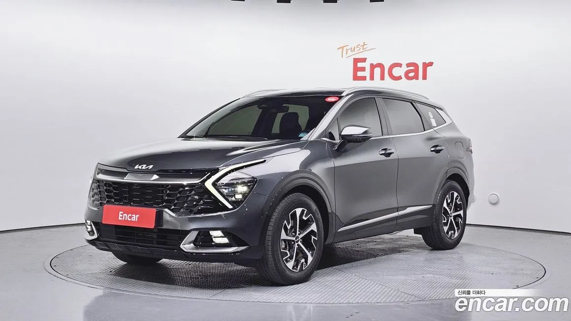 Kia Sportage — фото 1