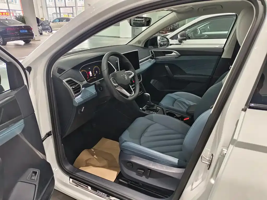 Volkswagen Tharu 2024 из CN, фото 8