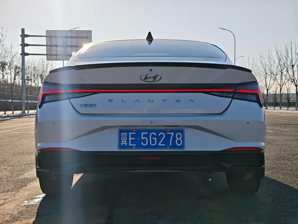 Hyundai Elantra 2021 из CN, фото 4