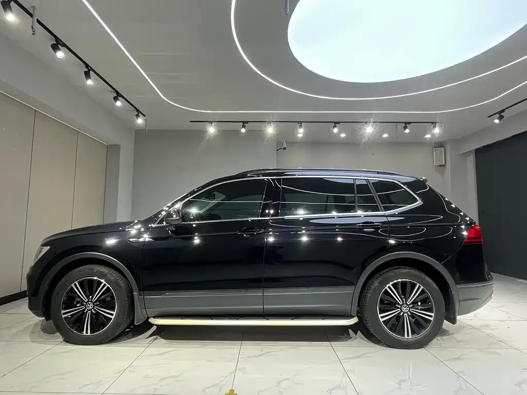 Volkswagen Tiguan L 2021 из CN, фото 5