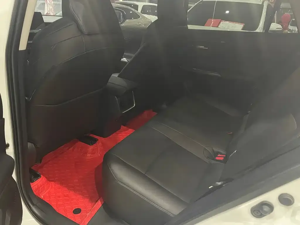 Toyota Venza 2023 из CN, фото 5